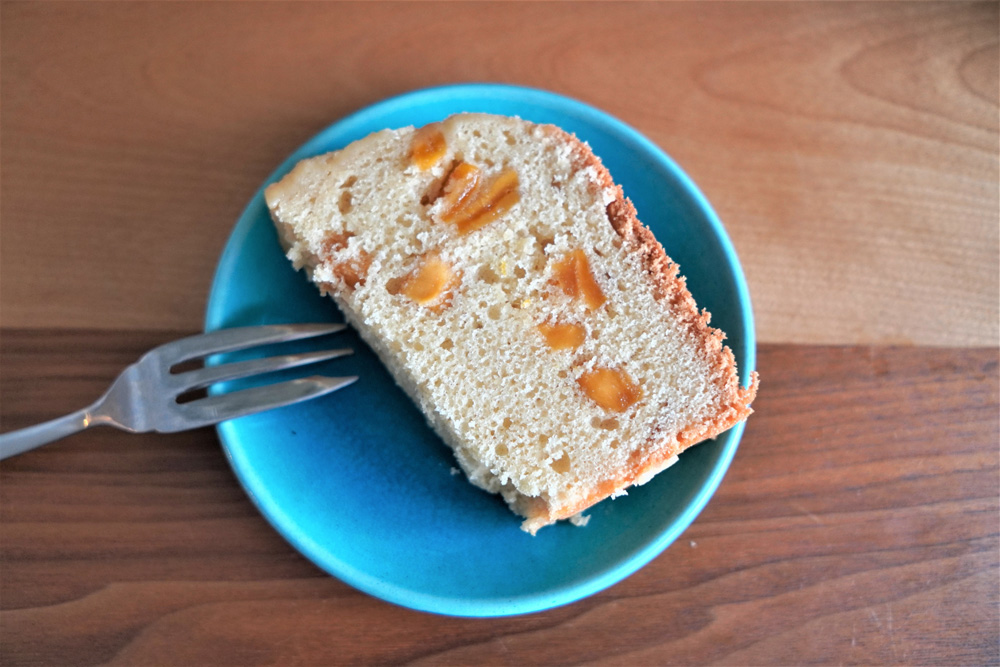 マンゴーを使ったパウンドケーキの画像